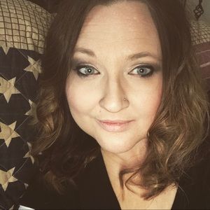 Meet your Posher, Breanne